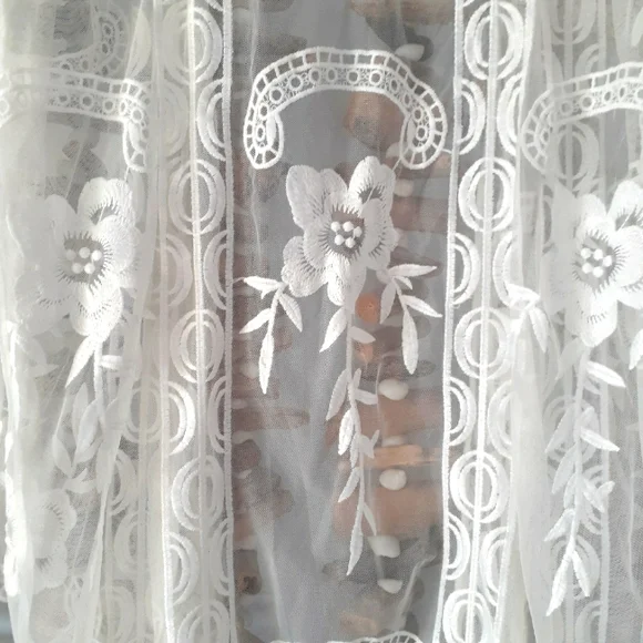 MAIVE & BO Cape - Picture 2 of 4